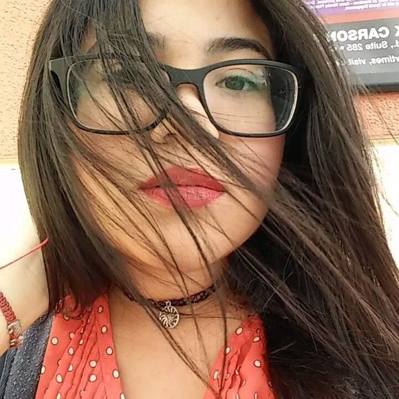 Meet your Posher, Racheal - Picture 1 of 1